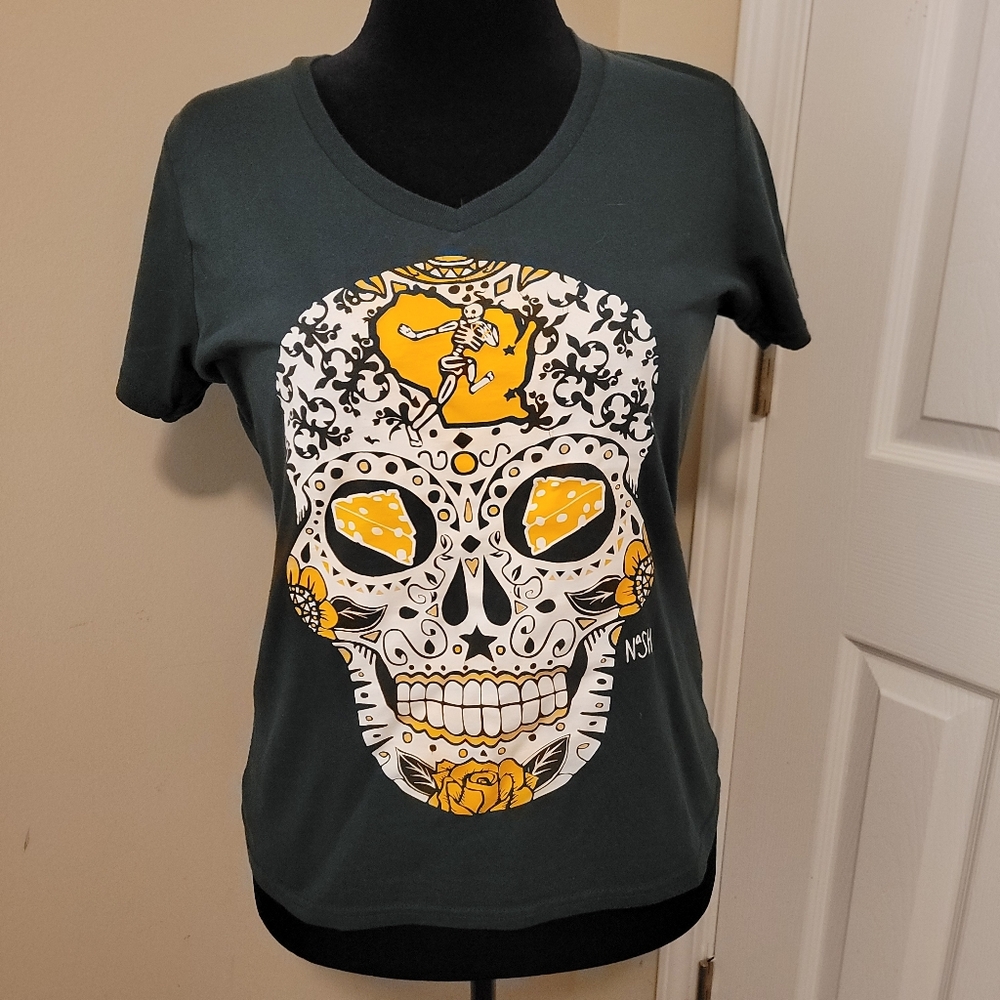 Green Bay Skull Candy  Americas Finest Apparel Dark Green T Shirt Size M